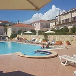 Big Village 3*