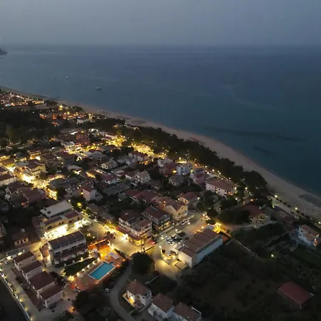Отель La Skalavista Ex Big Village